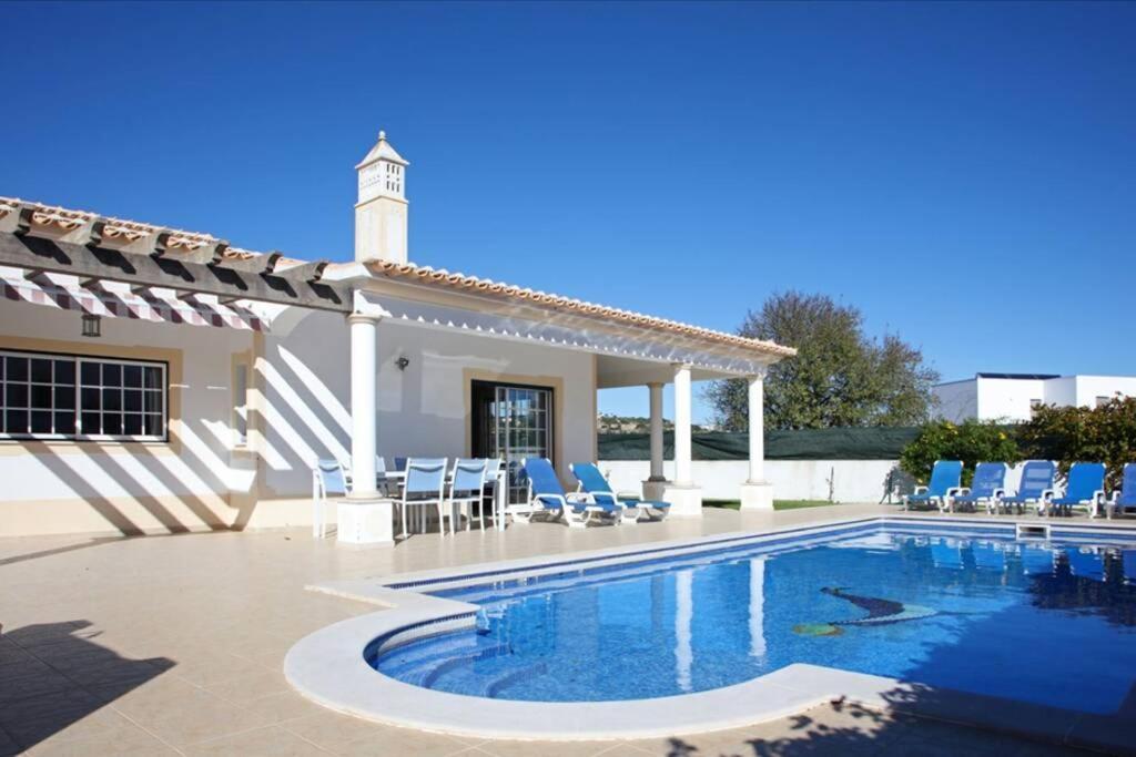 Casa Vela Palace *